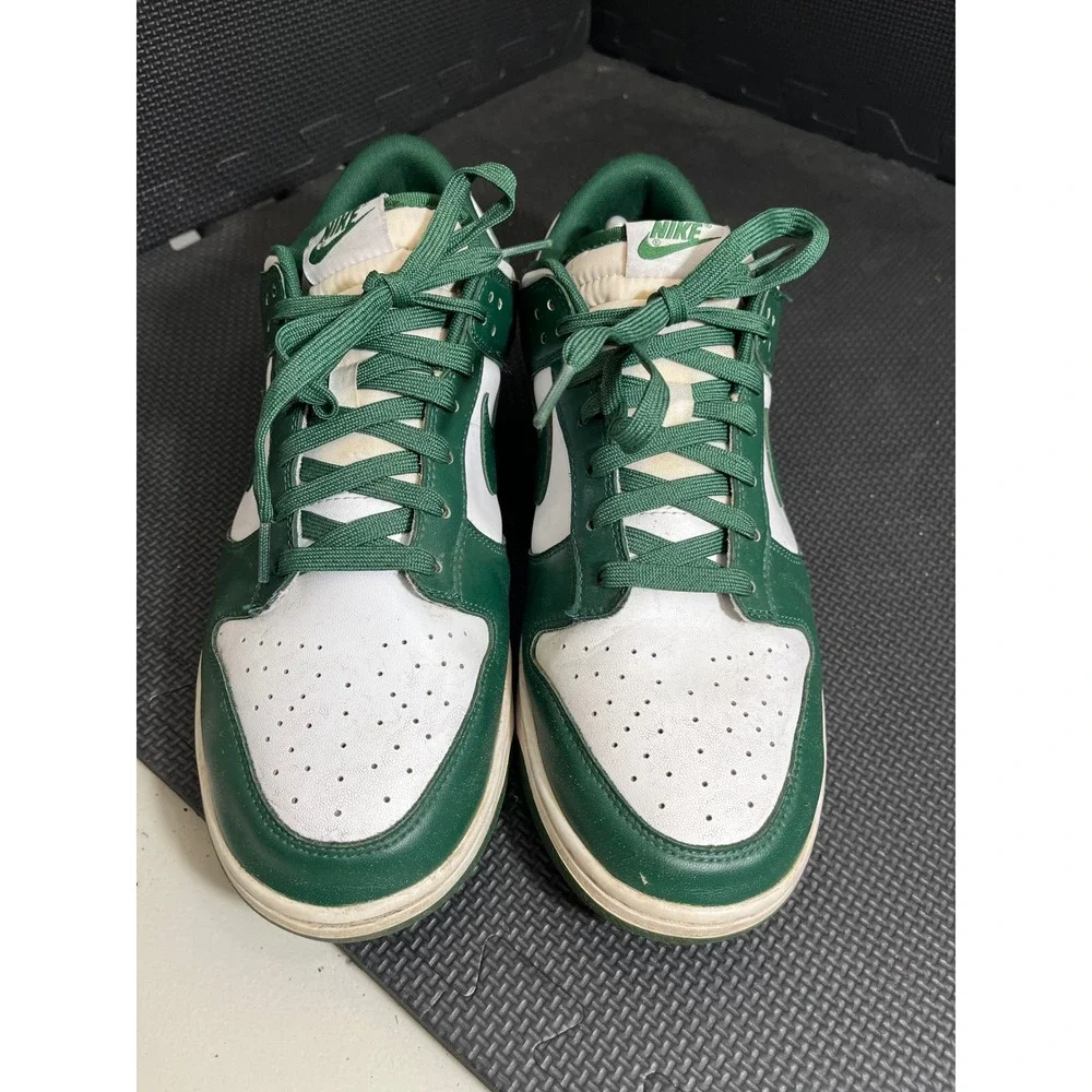 Nike good preowned